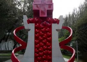 教堂玻璃鋼創意抽象很多愛心雕塑