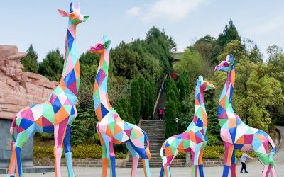 玻璃鋼彩繪戶外公園景觀長(zhǎng)頸鹿雕塑